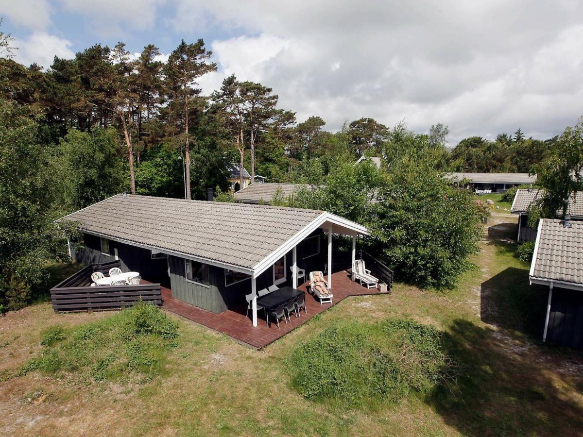 8 Person Holiday Home In Nex Snogebæk Esterno foto